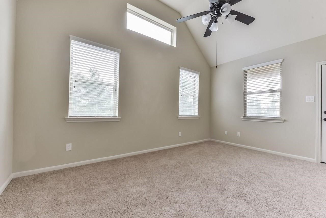 162 Cheswood Forest Drive #162 - Photo 4 of 37