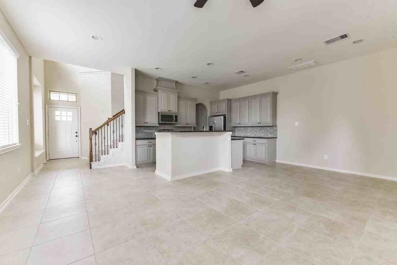 162 Cheswood Forest Drive #162 - Photo 7 of 37