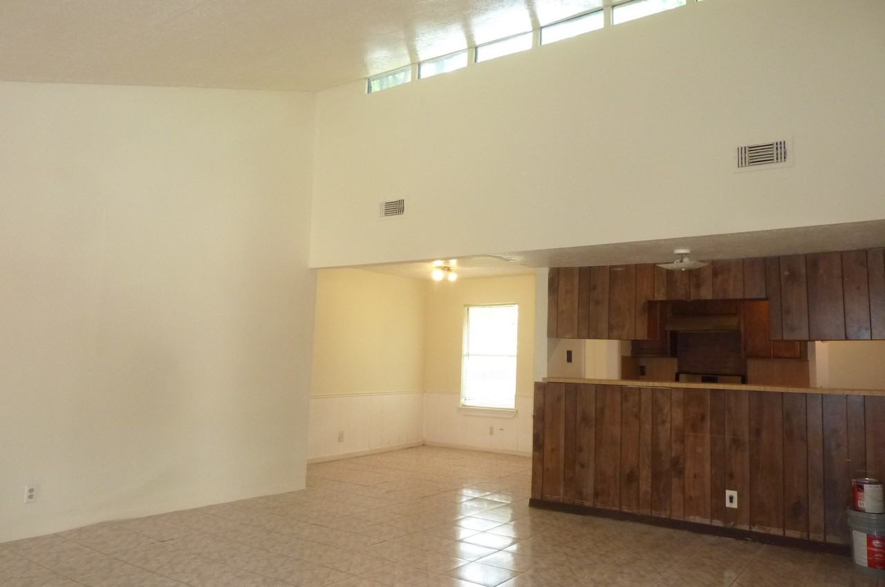 8916 Carousel Lane #8916A - Photo 4 of 15