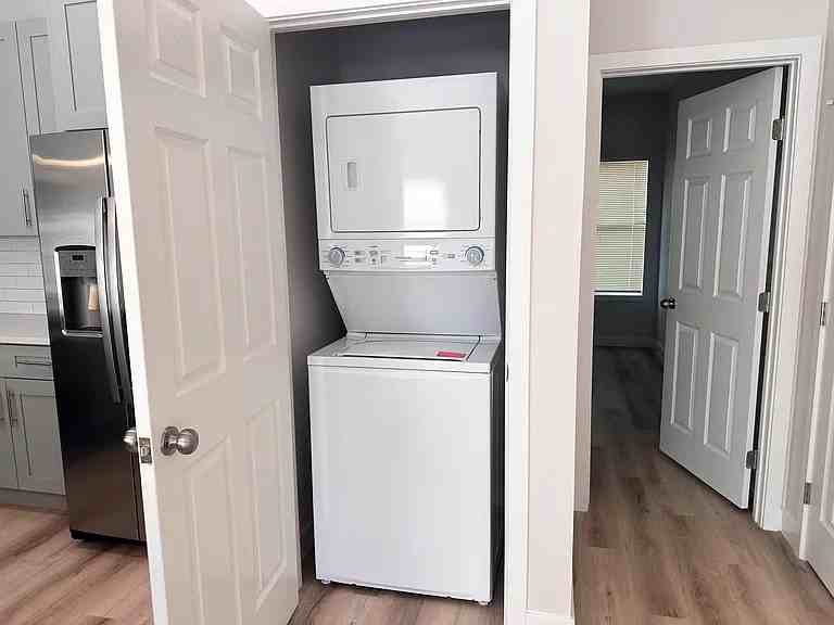 817 Fifth Street #817 - Photo 2 of 18