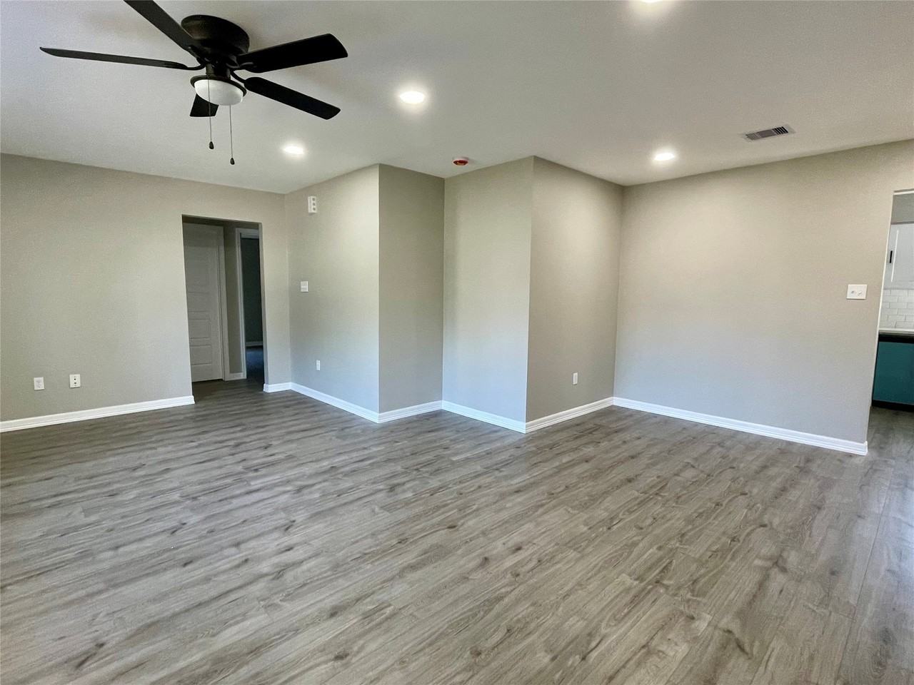 4600 39th Street East #4600 - Photo 3 of 14