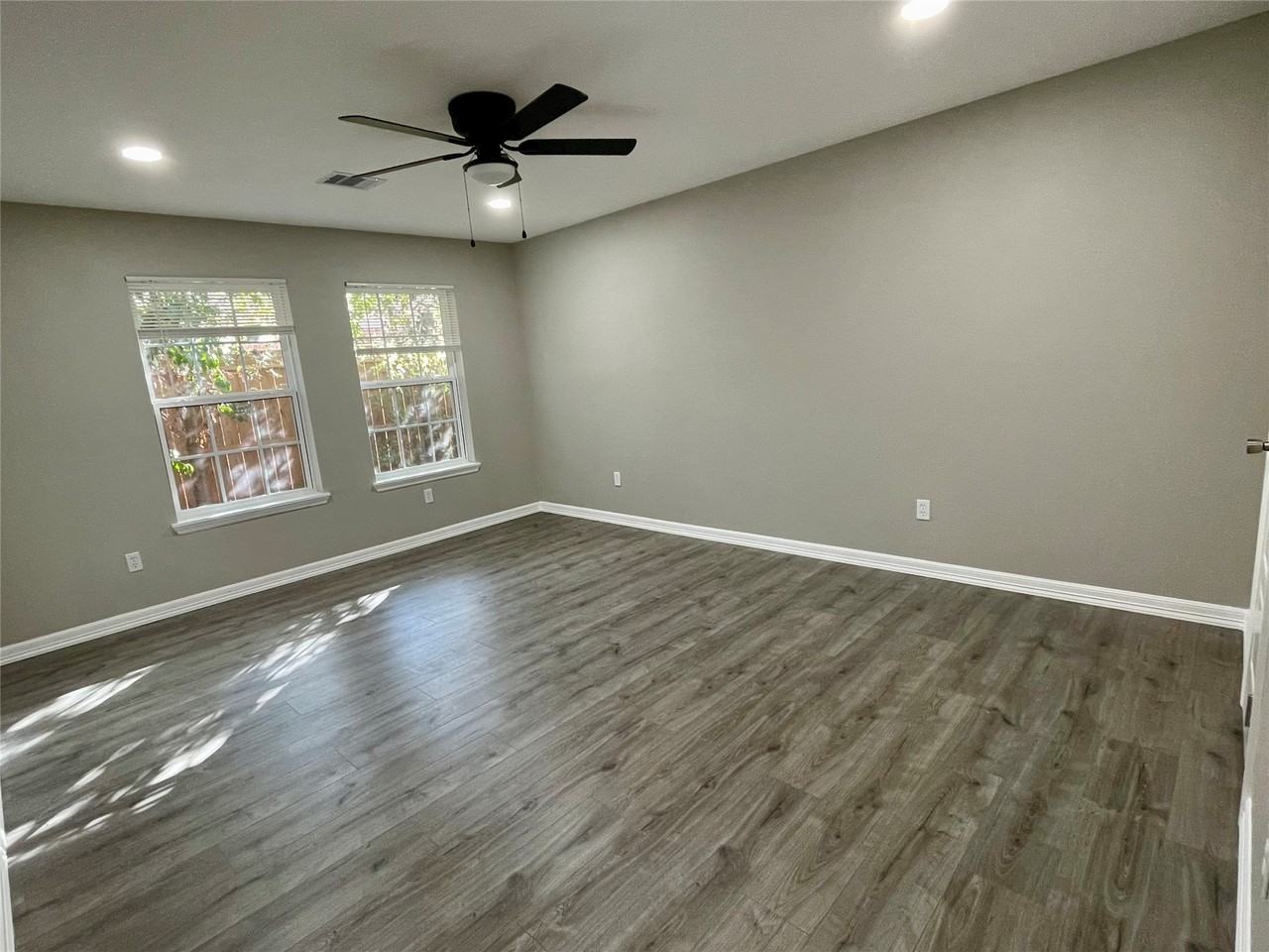 4600 39th Street East #4600 - Photo 7 of 14