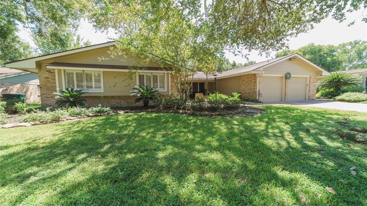 1506 Wavecrest Lane #1506 - Photo 3 of 28