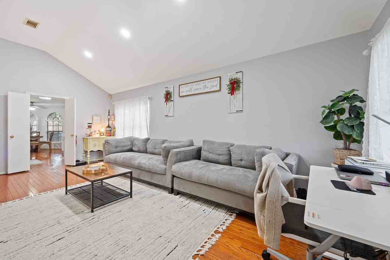 3326 Lakeland Gardens Drive #3326 - Photo 5 of 24