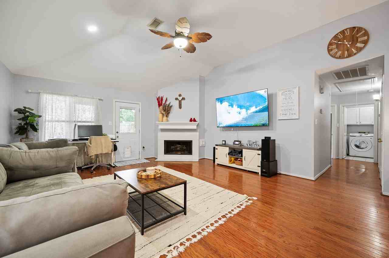 3326 Lakeland Gardens Drive #3326 - Photo 6 of 24