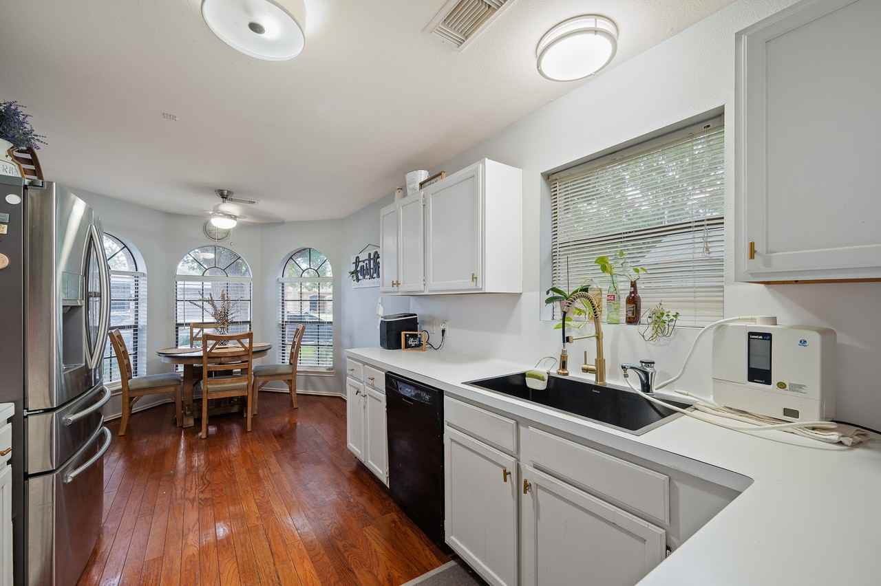 3326 Lakeland Gardens Drive #3326 - Photo 7 of 24