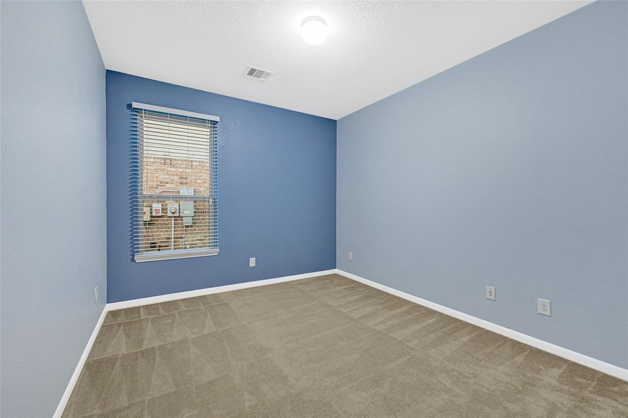 22607 Bellwick Ridge Lane #22607 - Photo 2 of 23