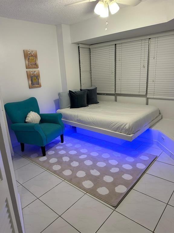 1881 Washington Avenue #1881 - Photo 4 of 13