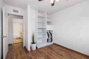 19052 Hamlin Street - Photo 1 of 1