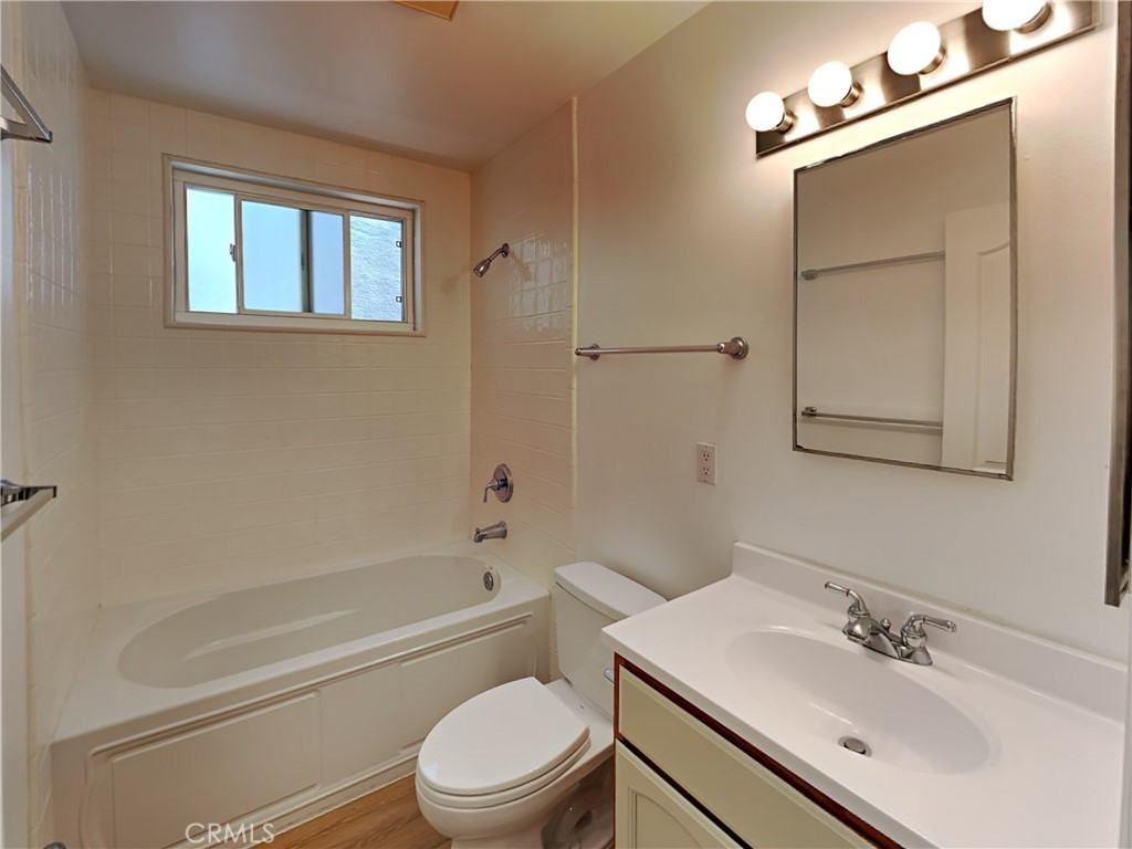 218 Cahuenga Drive #218-2 - Photo 6 of 18