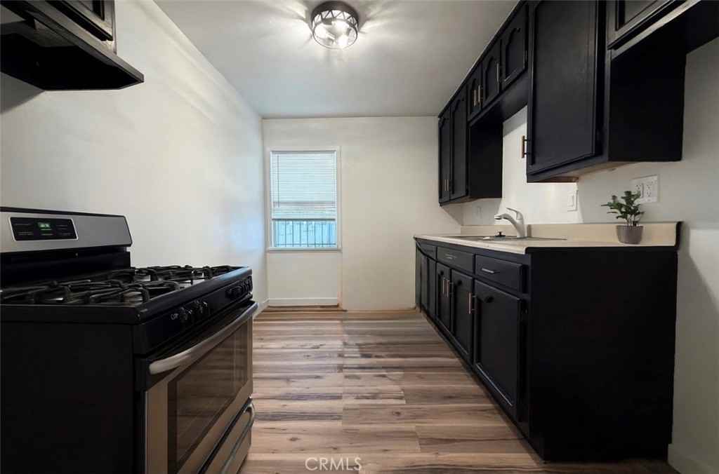 2615 E 135th St #2615 - Photo 2 of 7