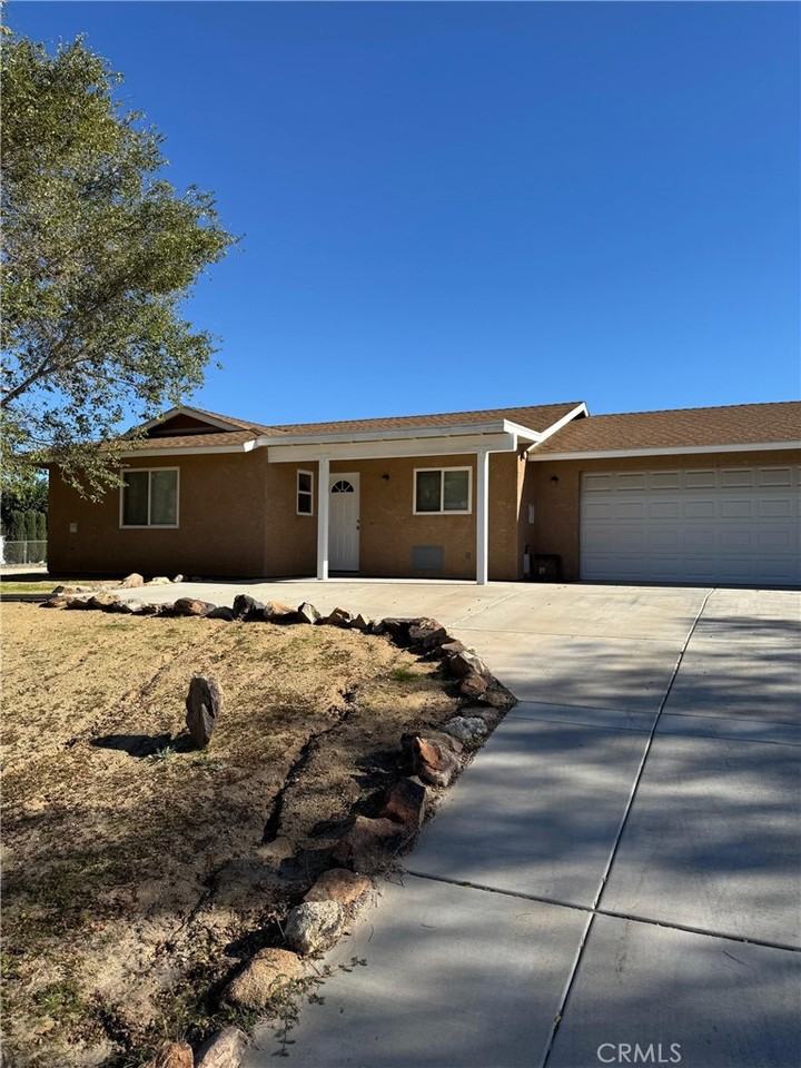 55215 Airlane Drive #55215A - Photo 7 of 23