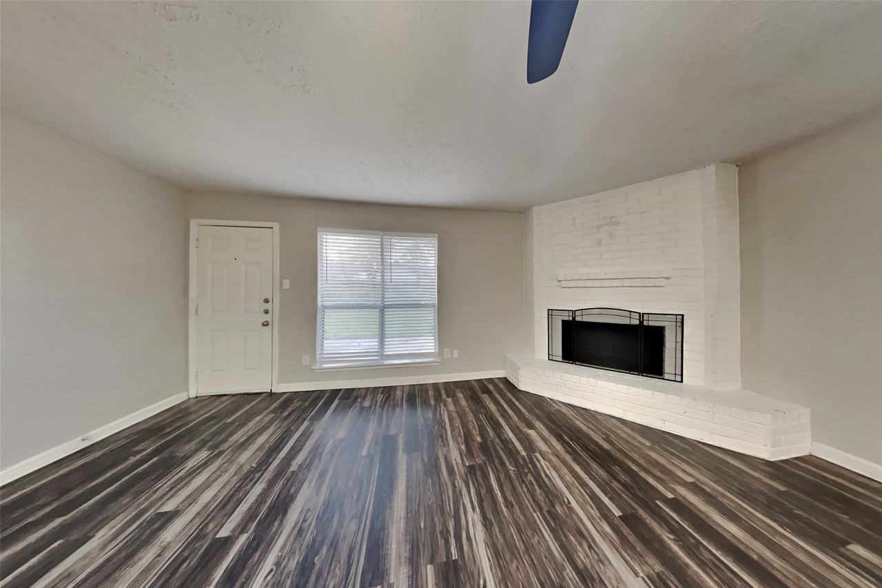 11915 Fork Creek Drive #11915 - Photo 4 of 18