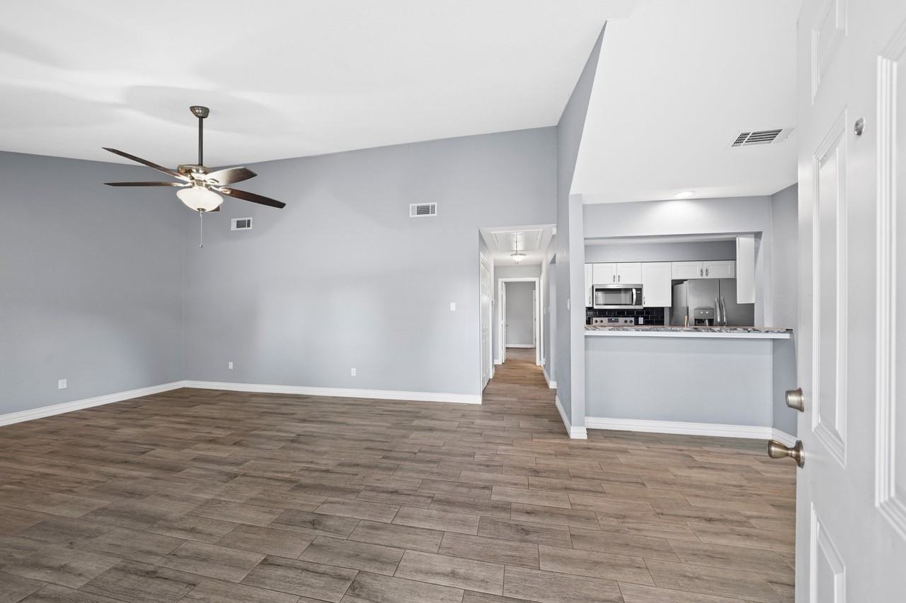 8 Hideaway Drive #8 - Photo 4 of 25