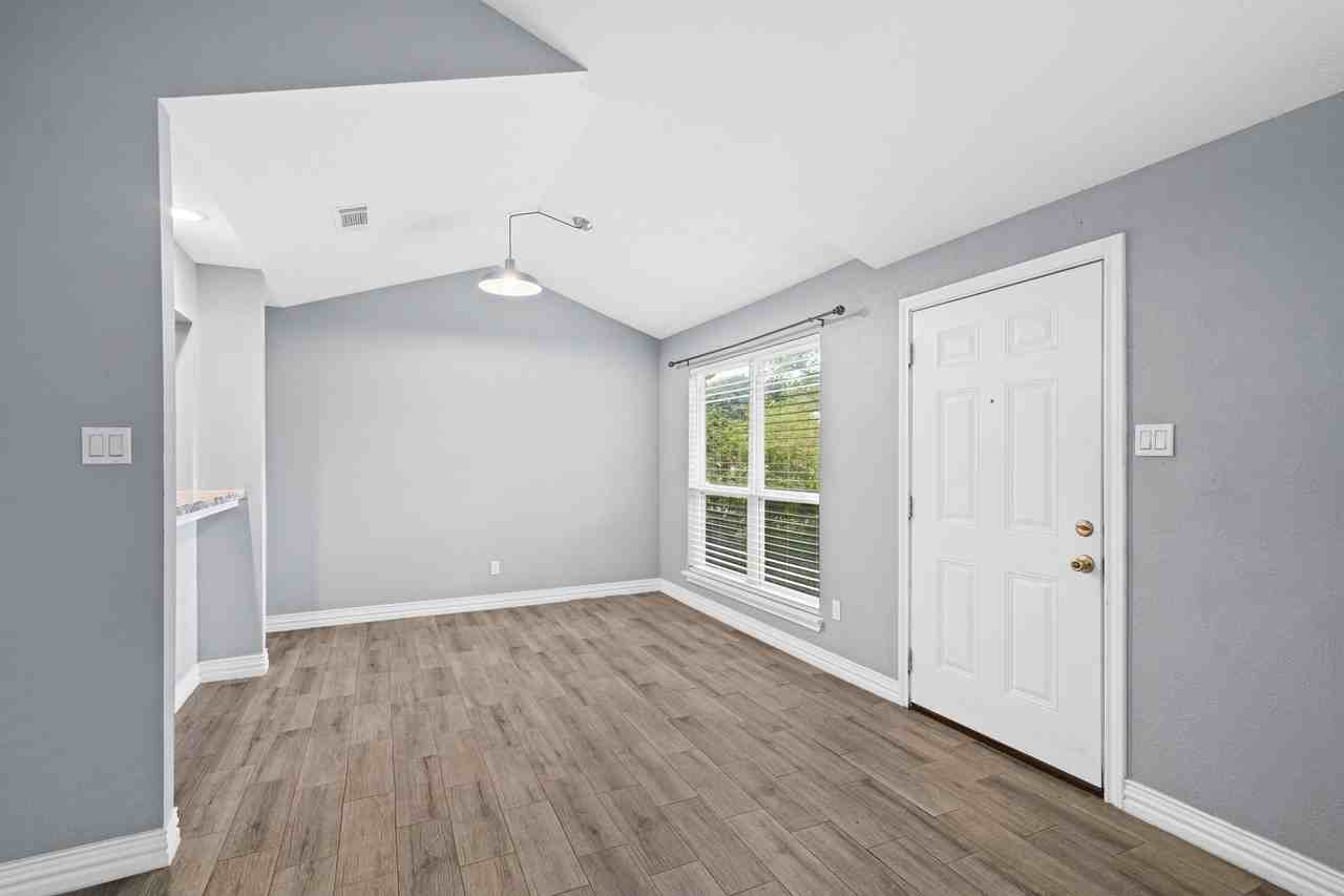 8 Hideaway Drive #8 - Photo 5 of 25