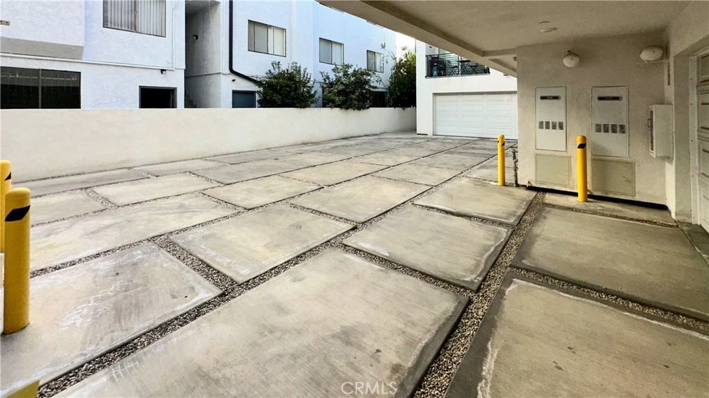 14019 Vanowen Street #14019-104 - Photo 6 of 16