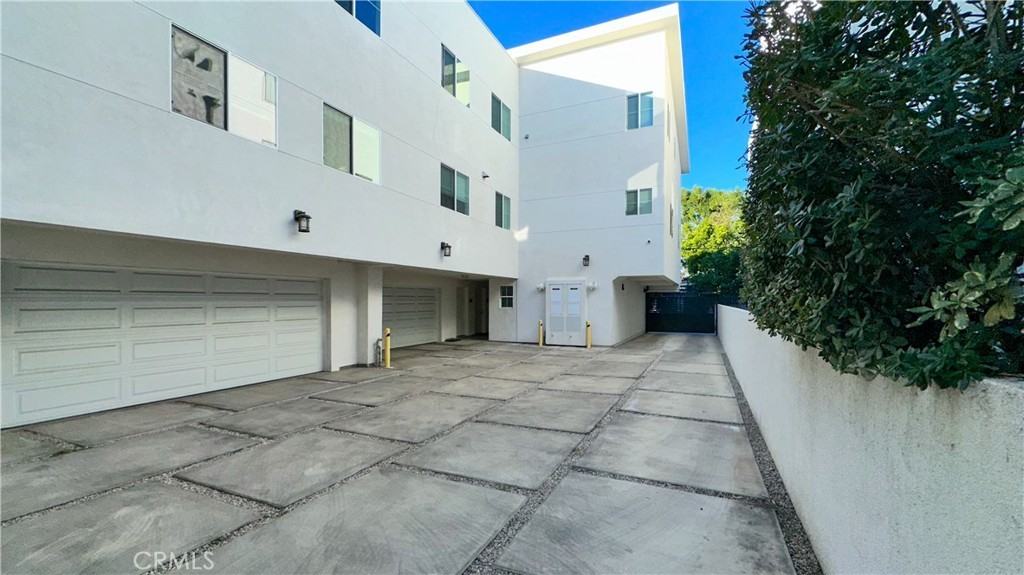 14019 Vanowen Street #14019-104 - Photo 7 of 16