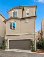 featured image of 136 Ruby Rd #136