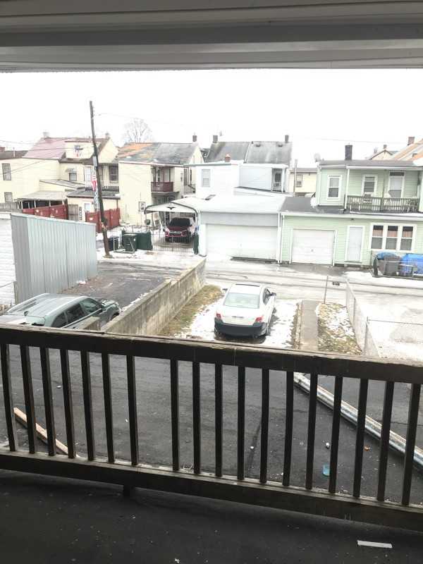 1134 Lehman Street #B - Photo 5 of 12