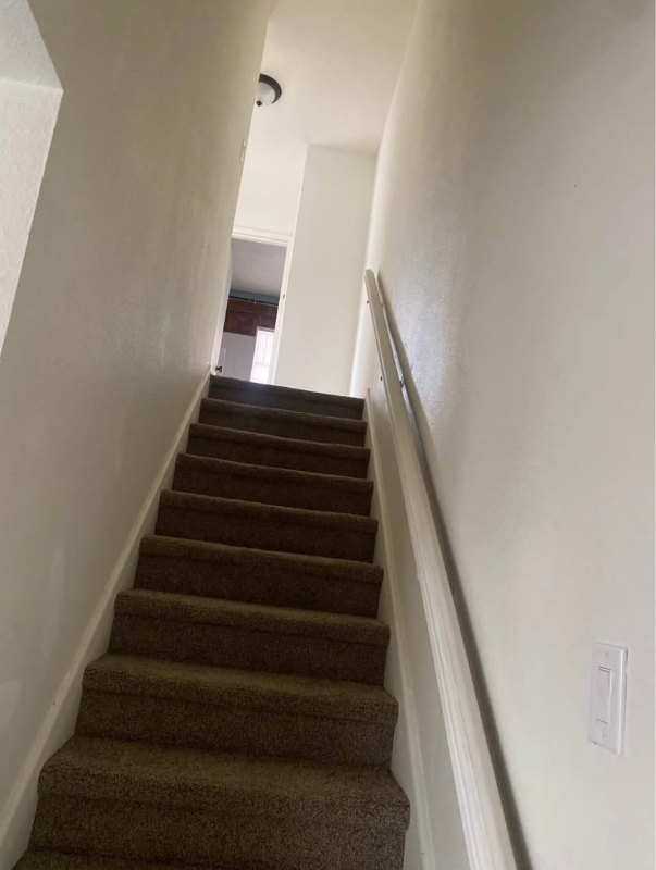 424 Dawson Circle - Photo 4 of 9