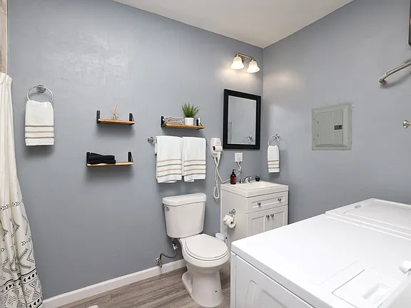 1615 N Santa Rita Ave #2 - Photo 7 of 13