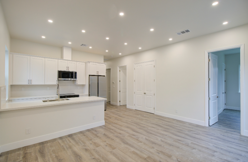 1648 Colusa Avenue - Photo 6 of 10