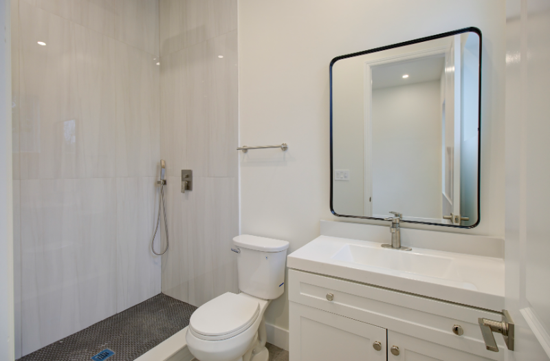 1648 Colusa Avenue - Photo 7 of 10