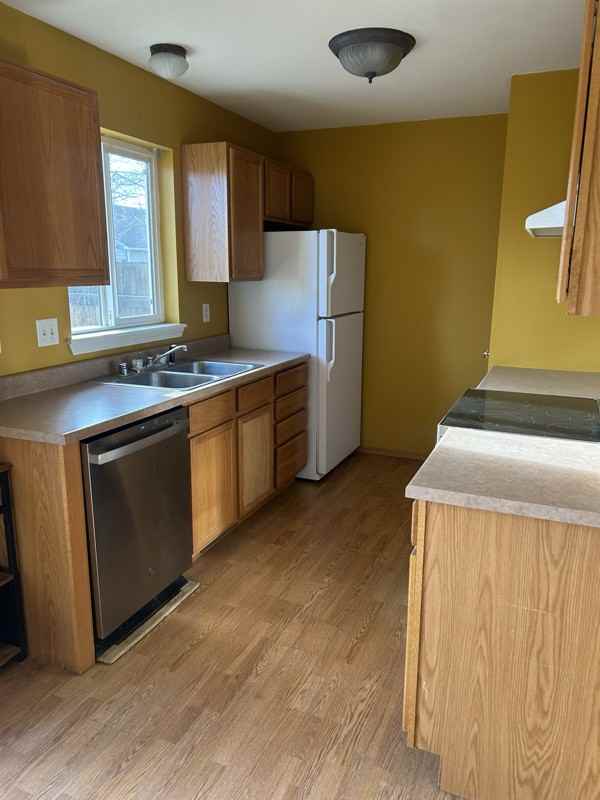 507 West Shore Drive - Photo 3 of 17