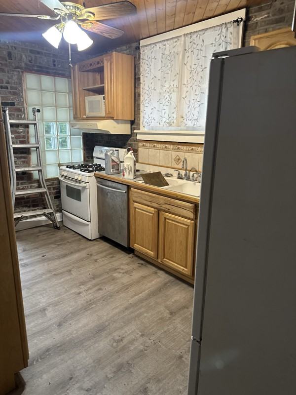 2222 Mccausland Avenue