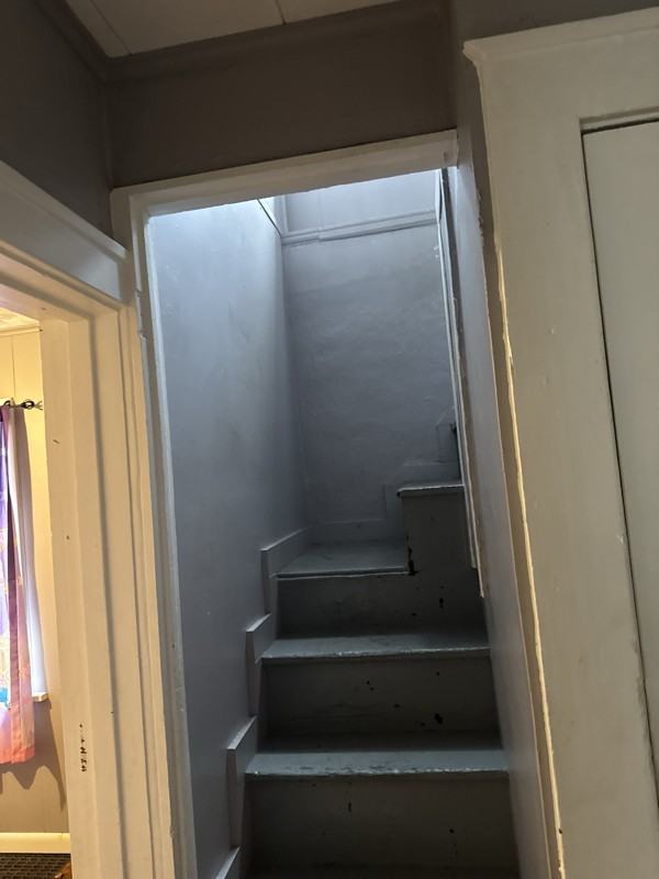 2222 Mccausland Avenue - Photo 4 of 8