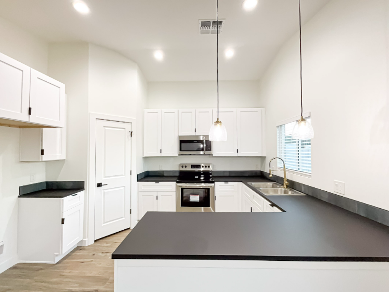 3802 North 23rd Avenue - Photo 6 of 17