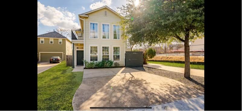 2801 Goodwin Avenue #A - Photo 2 of 33