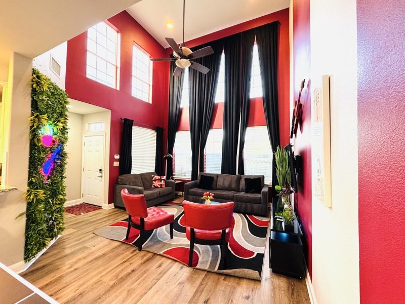 2801 Goodwin Avenue #B - Photo 5 of 25