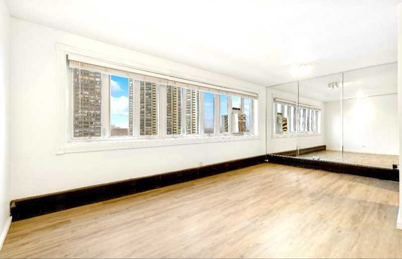 700 W Bittersweet Pl #1004 - Photo 2 of 16