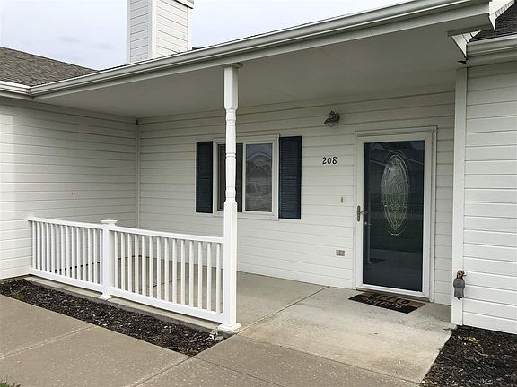 208 Northfield Road - Photo 2 of 10