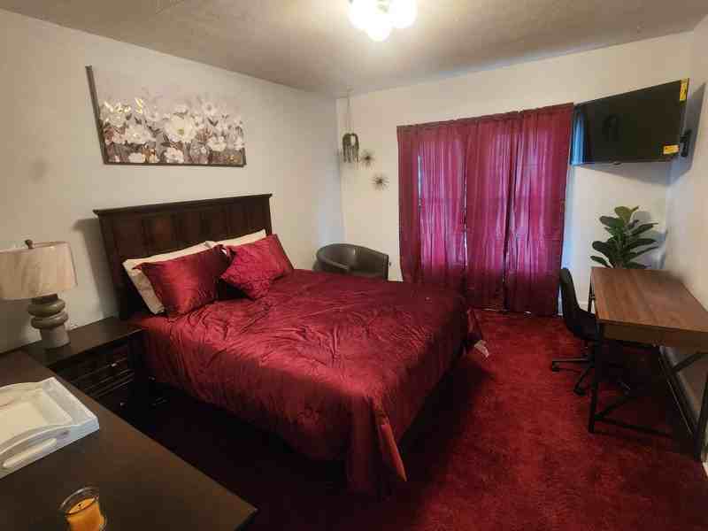 369 East Tuscarawas Avenue - Photo 2 of 26