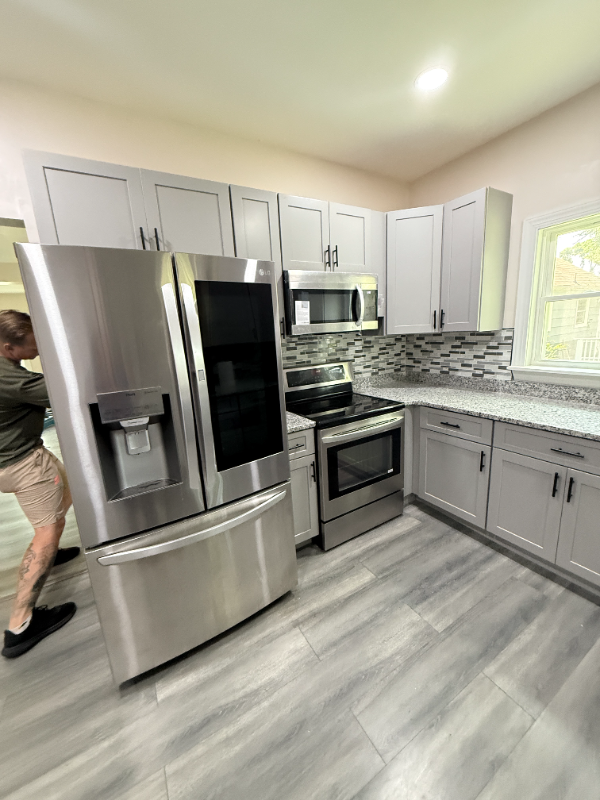 1324 Charleston Avenue - Photo 4 of 6