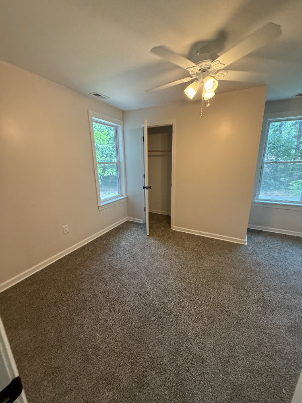 1324 Charleston Avenue - Photo 5 of 6