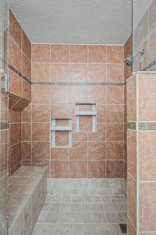 6015 Bradford Hills Drive - Photo 6 of 15