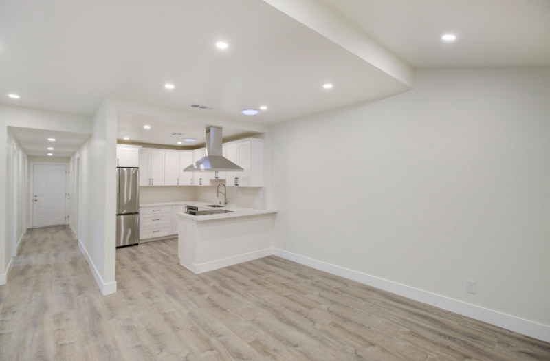 1650 Colusa Avenue - Photo 3 of 9