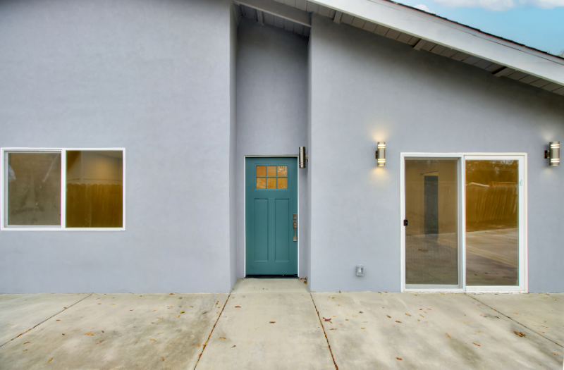 1650 Colusa Avenue - Photo 6 of 9