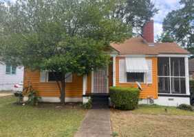 featured image of 219 South Panama Street