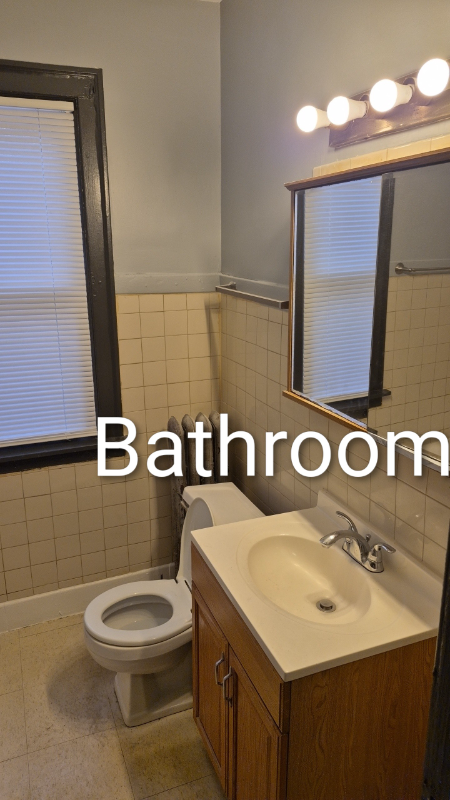 7111 South Emerald Avenue #2 - Photo 7 of 12