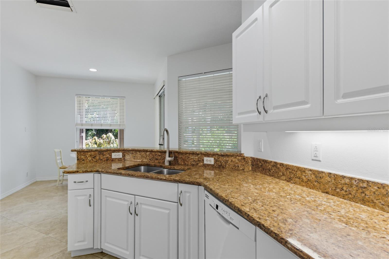 2292 Harrier Way - Photo 4 of 20