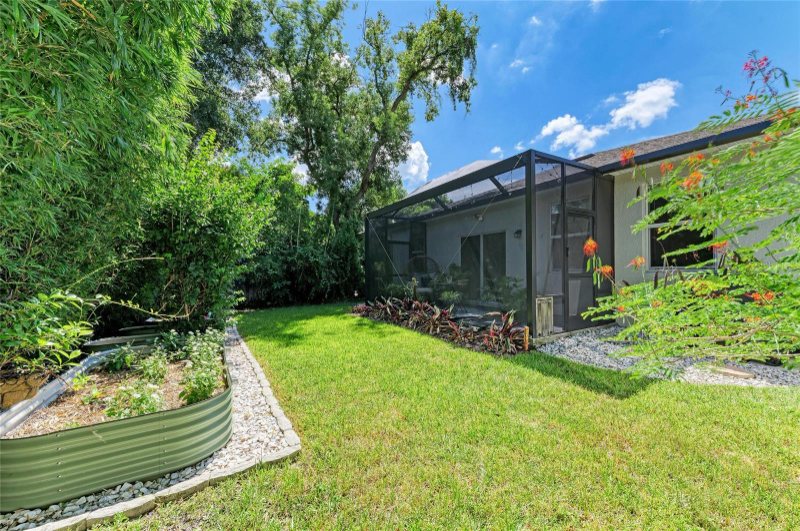 2304 East 22nd Avenue - Photo 2 of 20