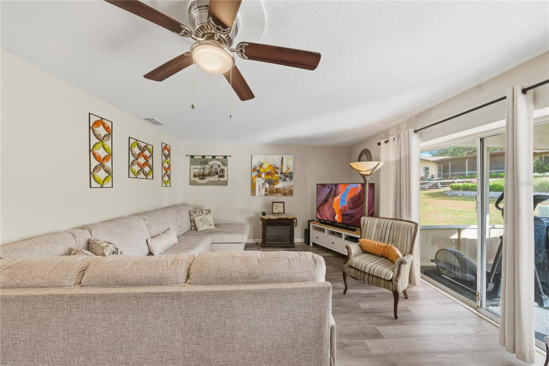 2507 Bluegrass Street - Photo 3 of 20