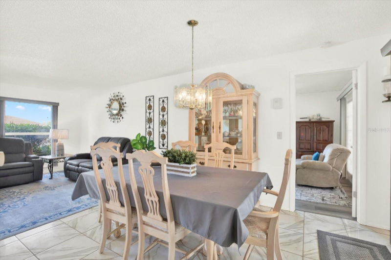 11256 Holbrook Street - Photo 2 of 20