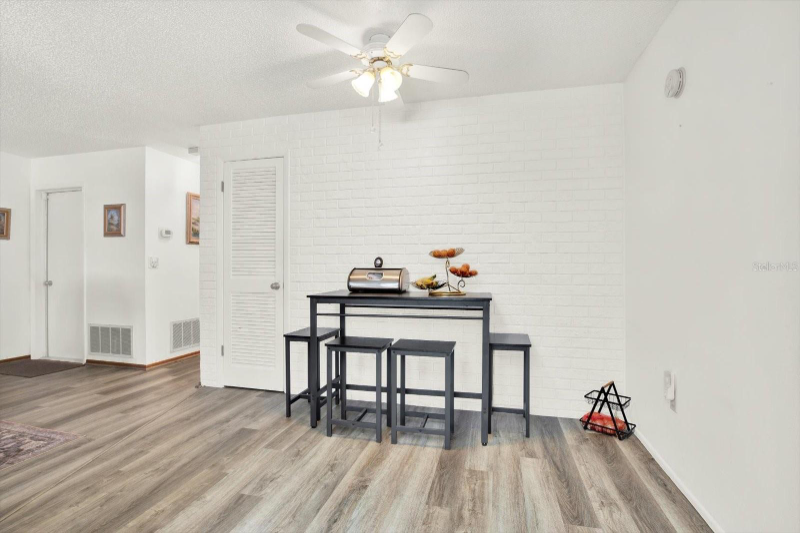 11256 Holbrook Street - Photo 5 of 20