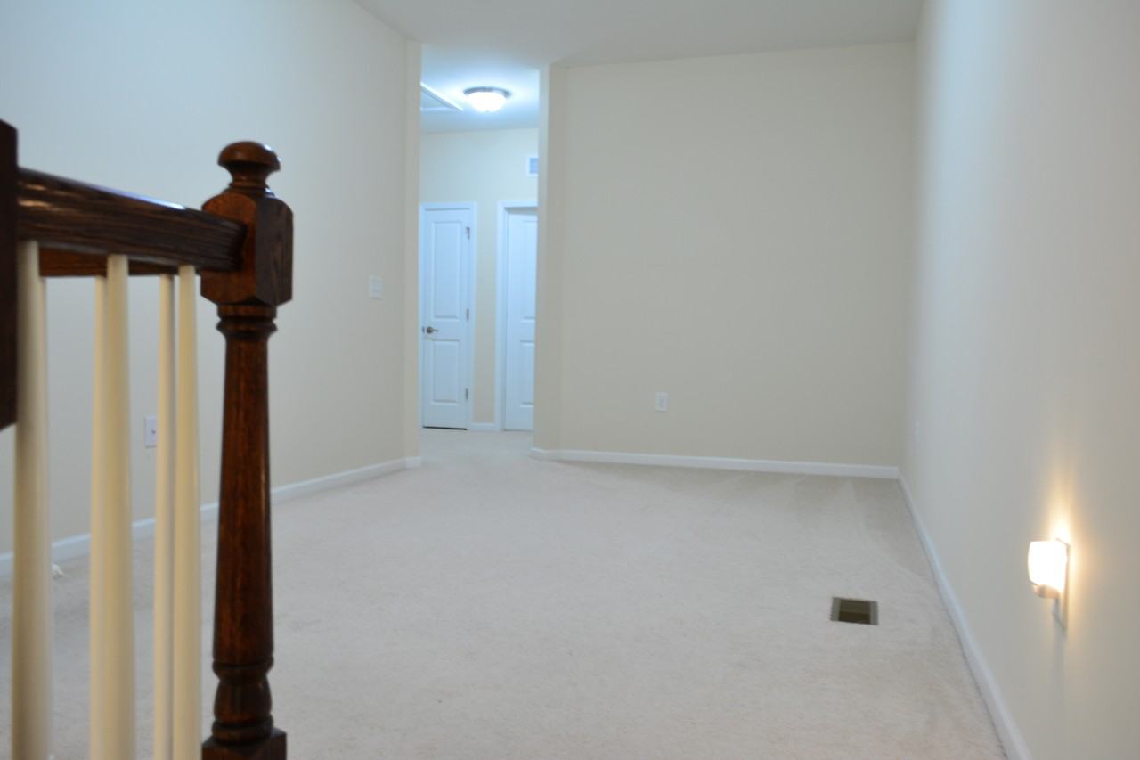 264 Kylemore Circle - Photo 4 of 14