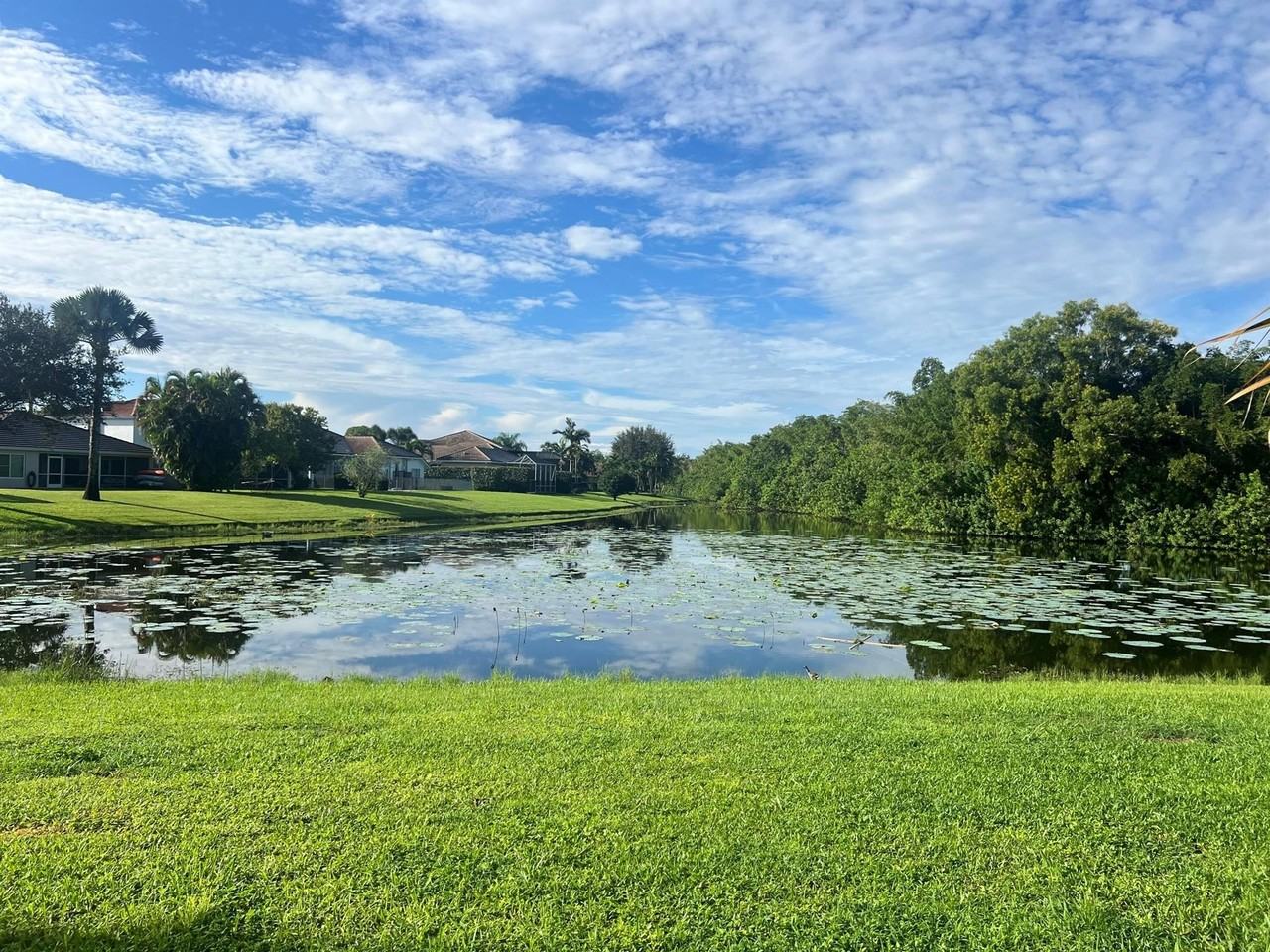 1605 South Club Drive - Photo 2 of 28